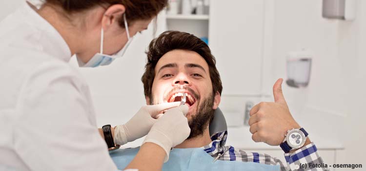 Laut aktueller Umfrage: Zahnärzte beliebteste Arztgruppe